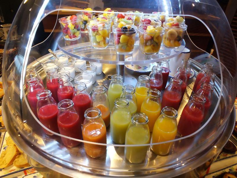 Hotel - Restaurant - Salon De The Le Beausejour Trégastel Εξωτερικό φωτογραφία