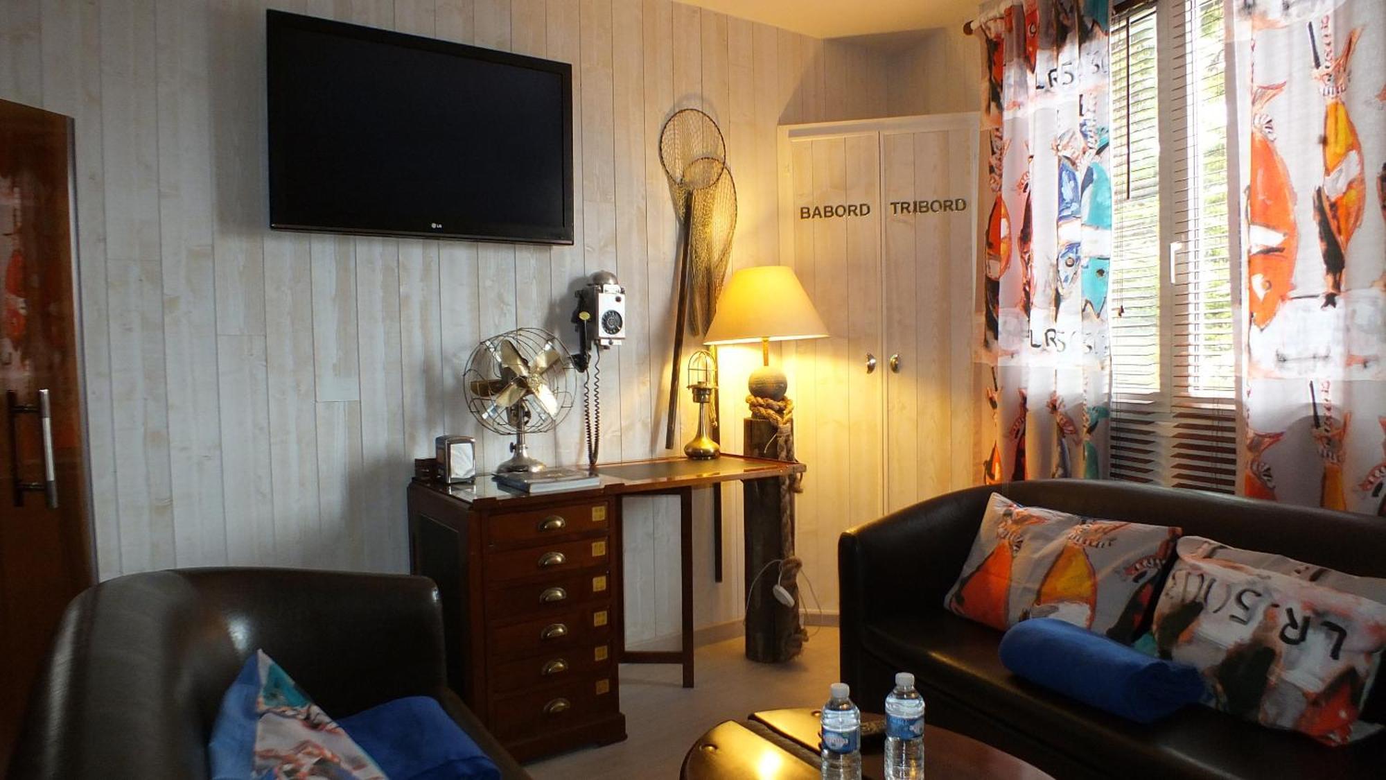 Hotel - Restaurant - Salon De The Le Beausejour Trégastel Δωμάτιο φωτογραφία